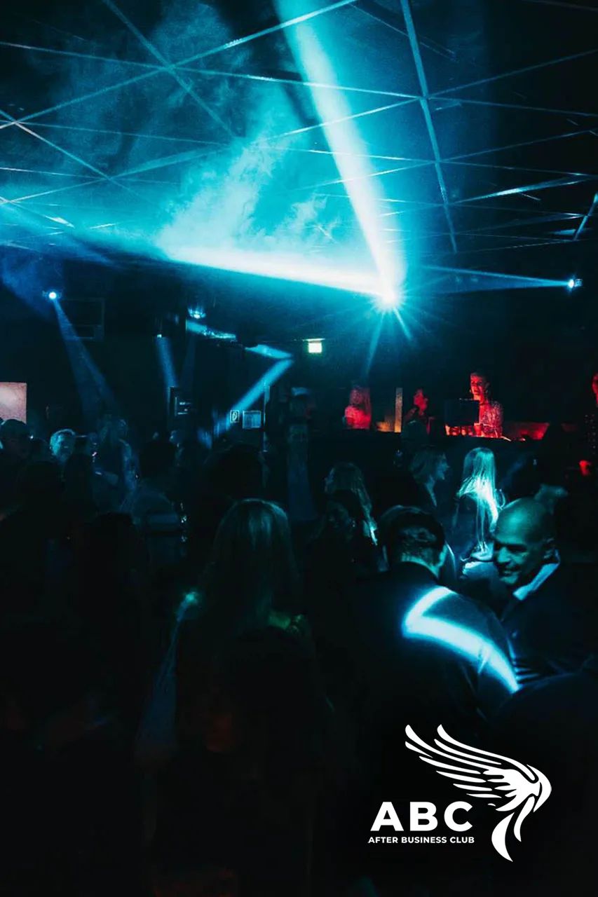 ABC NEO und Club der Halle02